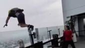 Foto ilustrativa de la nota titulada: Realizan salto clandestino desde terraza del Hotel Riu en Guadalajara; Ayuntamiento clausura el bar