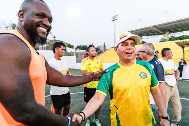 vence-mexico-a-colombia-en-partido-amistoso-de-futbol-rapido_a