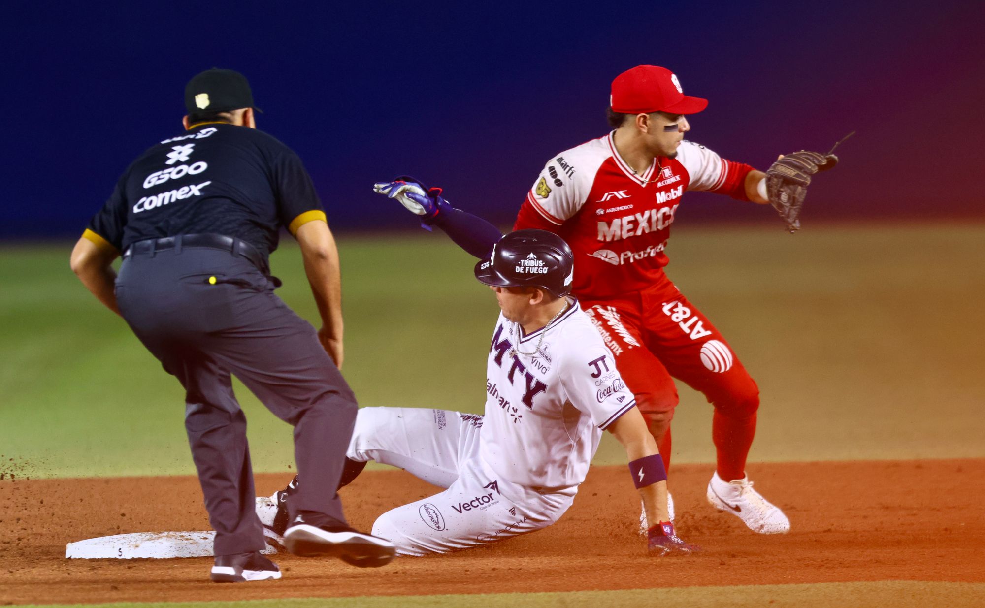 Diablos se queda con el Clásico