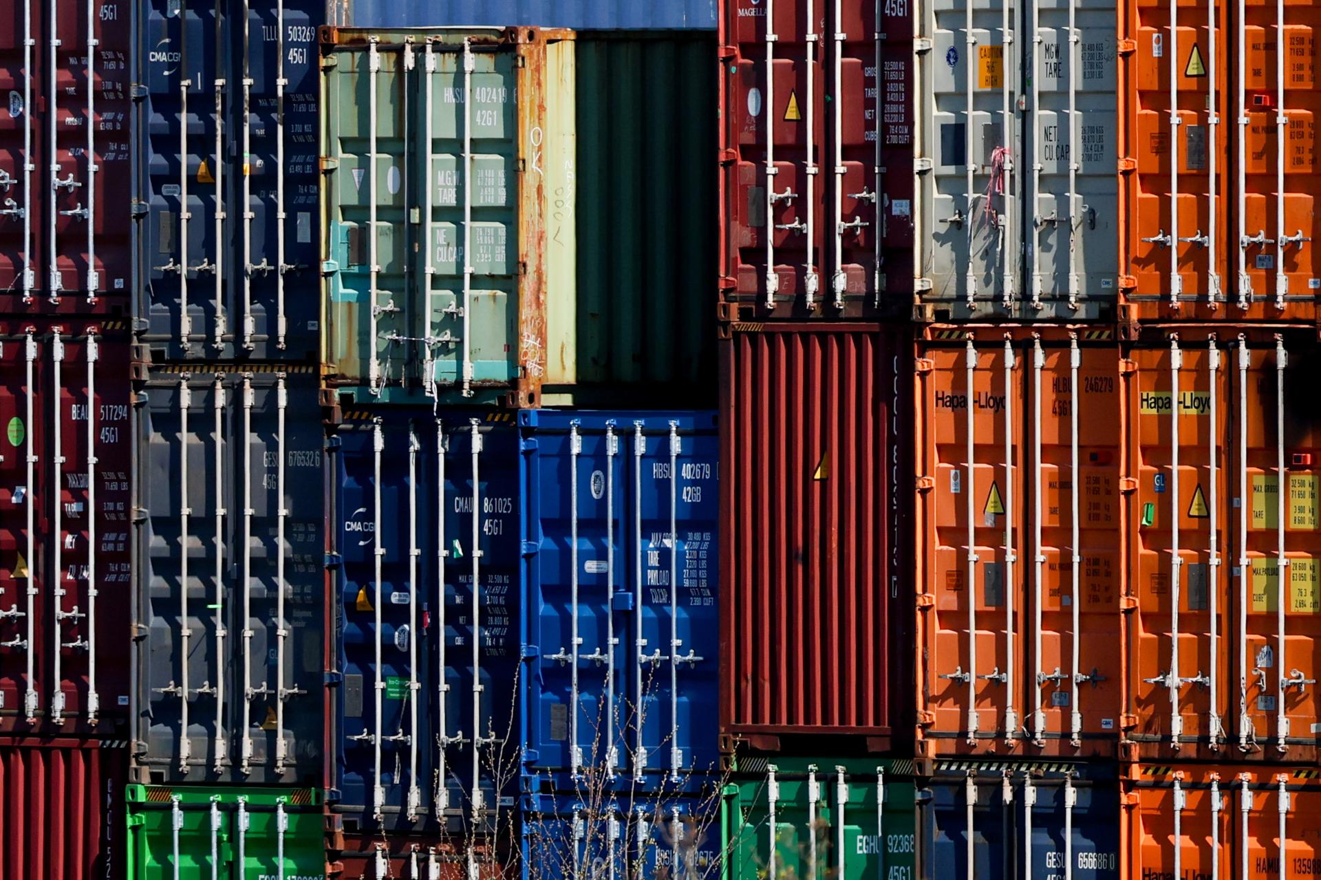 EE.UU. planea alcanzar acuerdos comerciales con 10 países