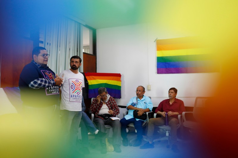 Población LGBTI de la tercera edad en México vive en soledad y rechazo - comunidad-gay-de-adultos-mayores