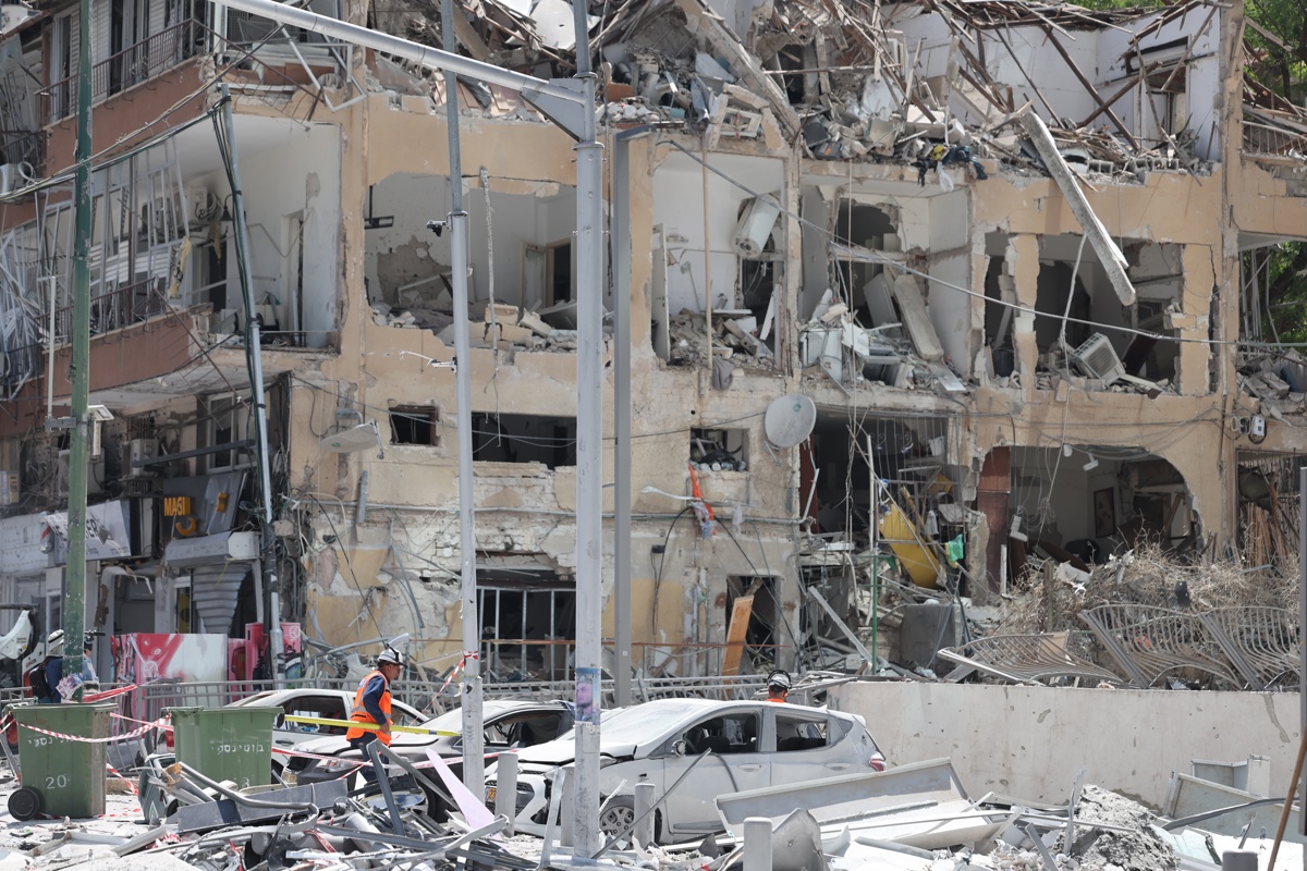 Una semana de guerra en Irán e Israel deja miedo y evacuaciones, pero la tensión no baja