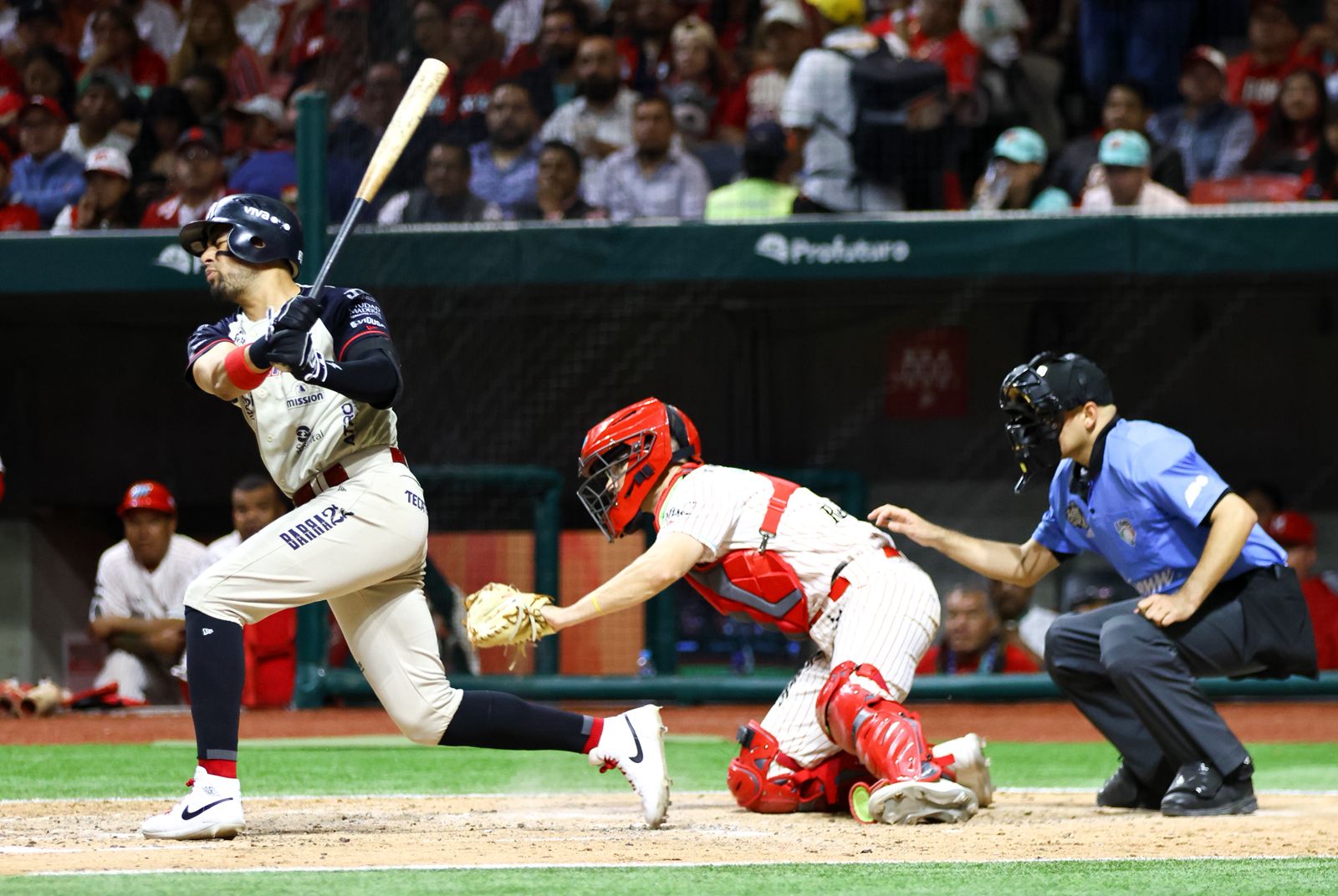 Sultanes visita a Diablos Rojos en serie crucial por el liderato