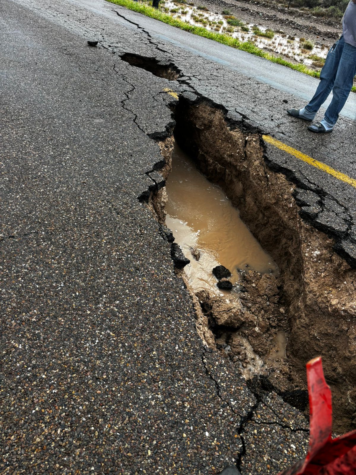 Informa Gobierno del Estado  cierre de tramo carretero La Perla–La Mula