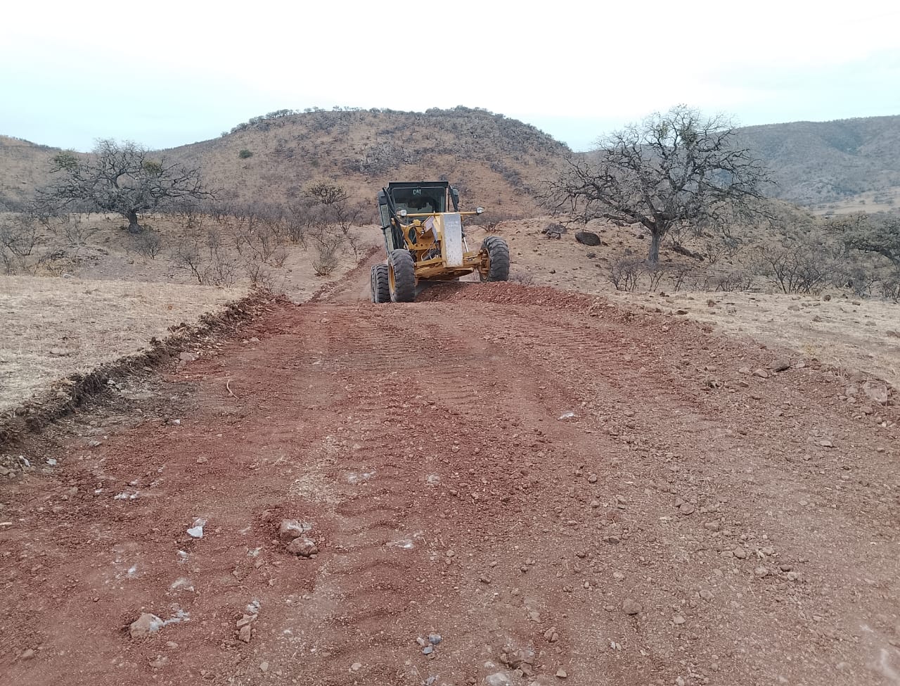 Más de 12 mil horas-máquina destinadas al servicio del campo y la seguridad de las comunidades rurales