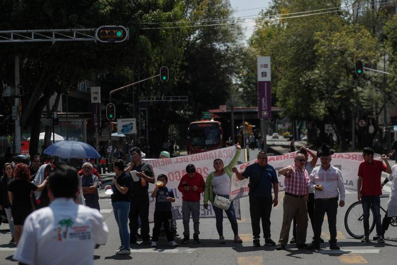 Comerciantes de Ciudad de México exigen cancelar el Programa de Abasto Popular - b036b23b066b61a85501fe8e61f710f8986a66d6w-1024x683