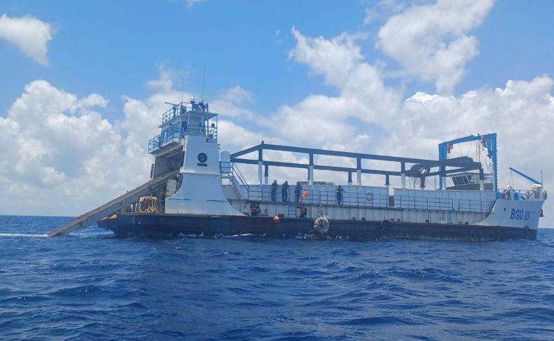 Marina redobla esfuerzos para evitar la llegada masiva de sargazo a playas de Quintana Roo - buque-sargacero-oceanico-de-la-semar