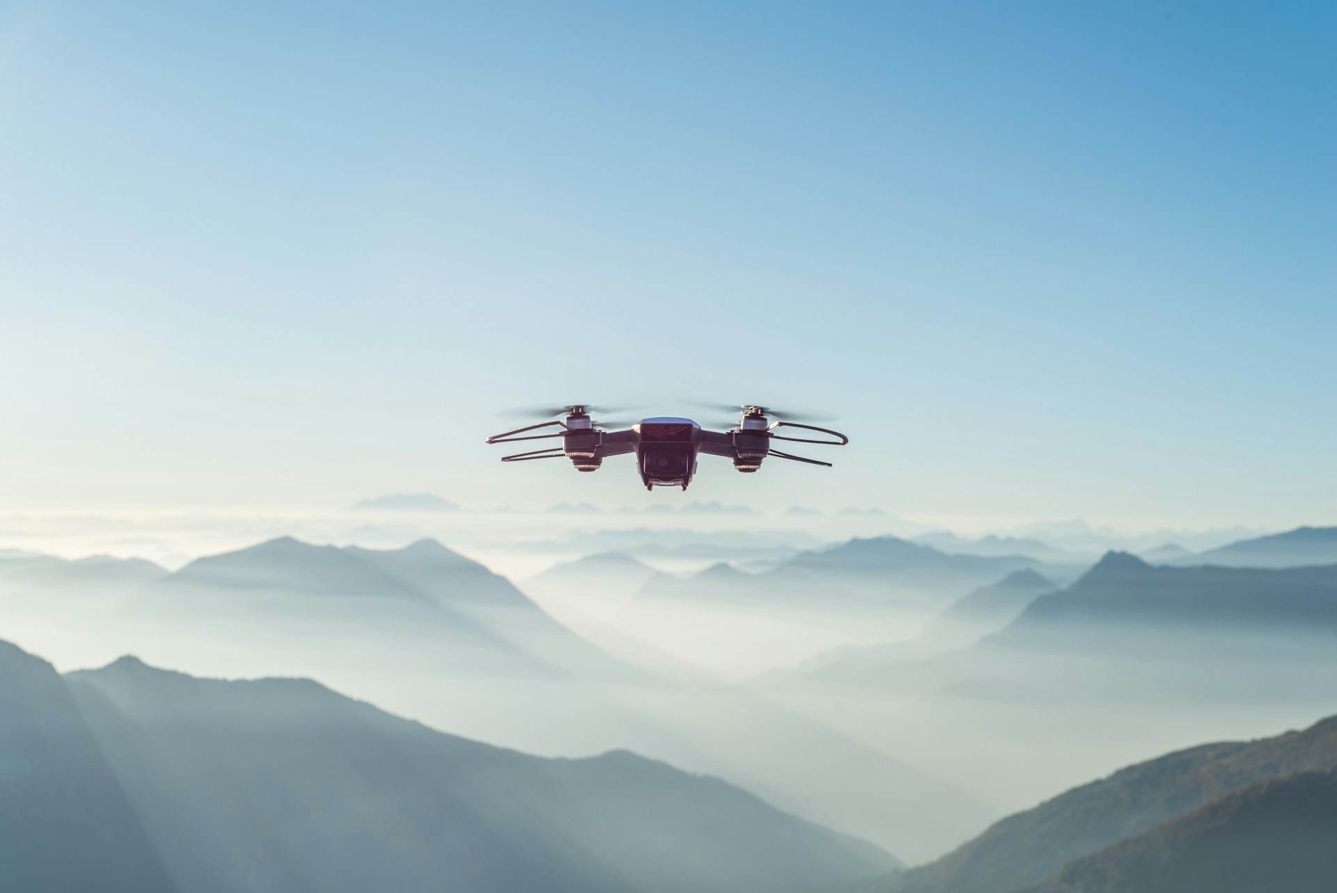 Funcionarios de EE.UU. advierten que “es cuestión de tiempo” para que cárteles mexicanos ataquen con drones la frontera con México