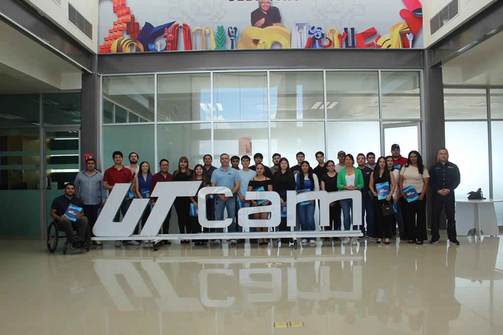 Entrega UT Camargo 130 títulos de Técnico Superior Universitario de la generación 2023