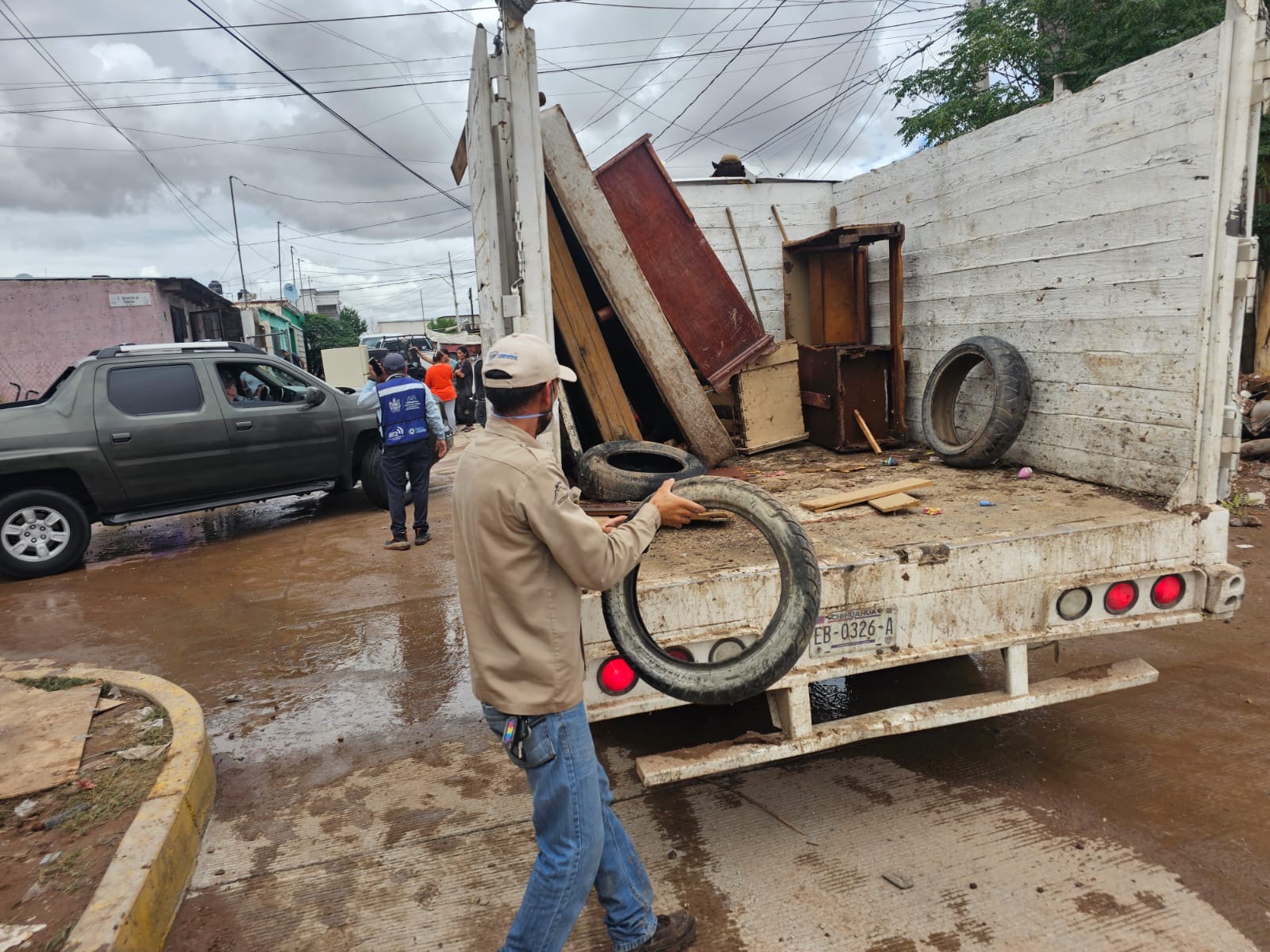 Atiende Secretaría de Salud a familias afectadas por las lluvias