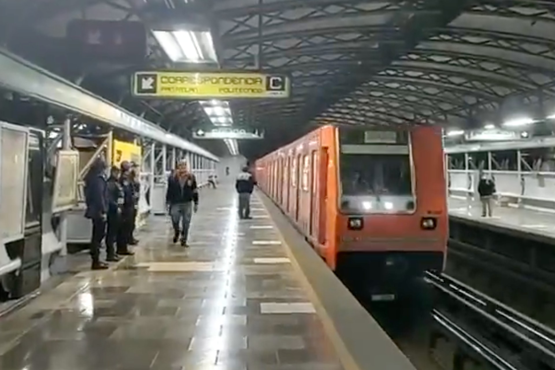 Metro CDMX hoy 23 de julio: Línea B presenta avance lento