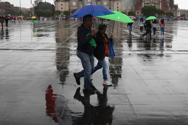 lluvias-zocalo-cdmx-ciudad-de-mexico-alerta-amarilla