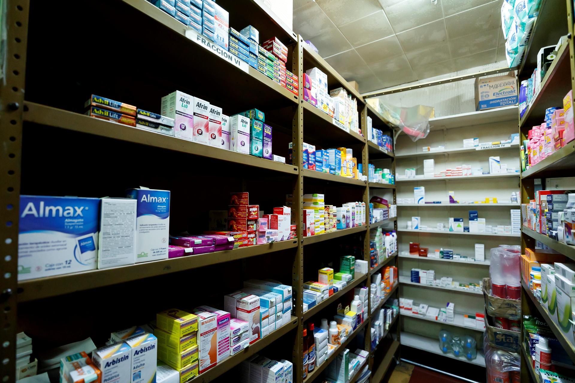Destaca SSA avance en el abasto de medicamentos en instituciones de salud pública