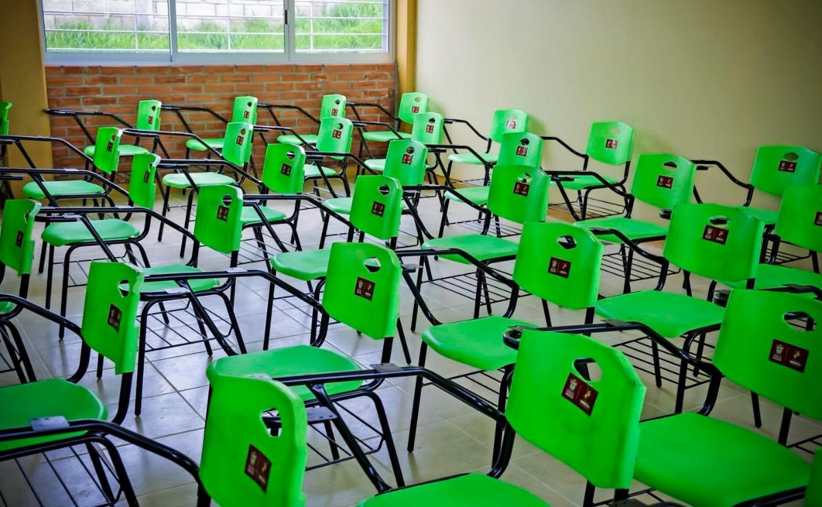 Edomex dará becas para estudiantes de escuelas particulares; estos son los requisitos