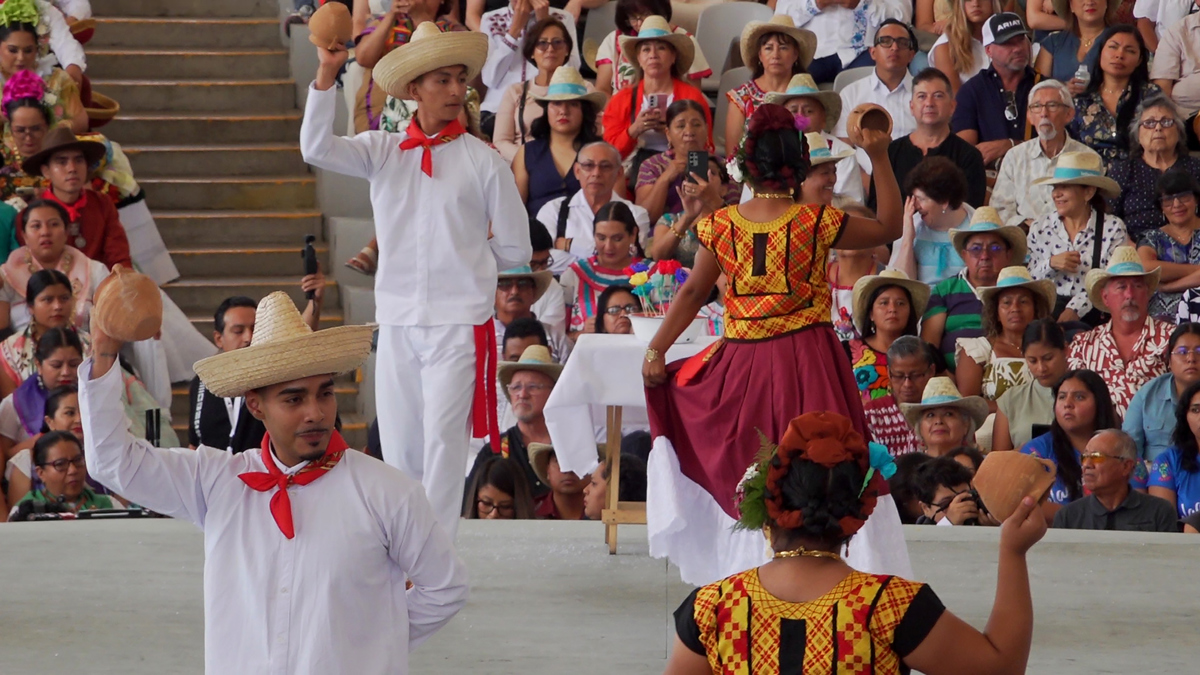 Tradición e inclusión marcan el inicio de la Guelaguetza 2025 en Oaxaca