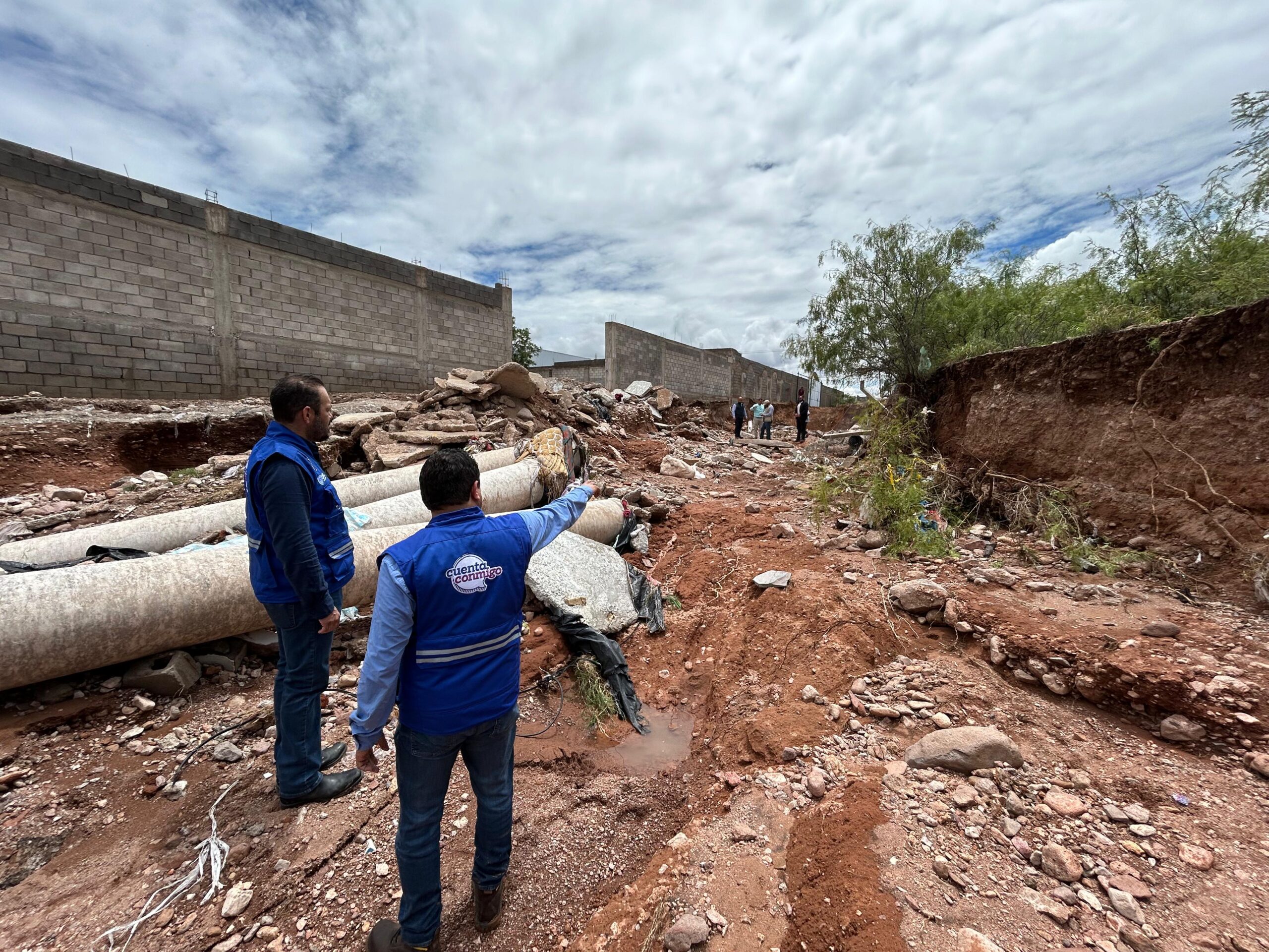 Repara JMAS Chihuahua conducción del tanque Norte 2