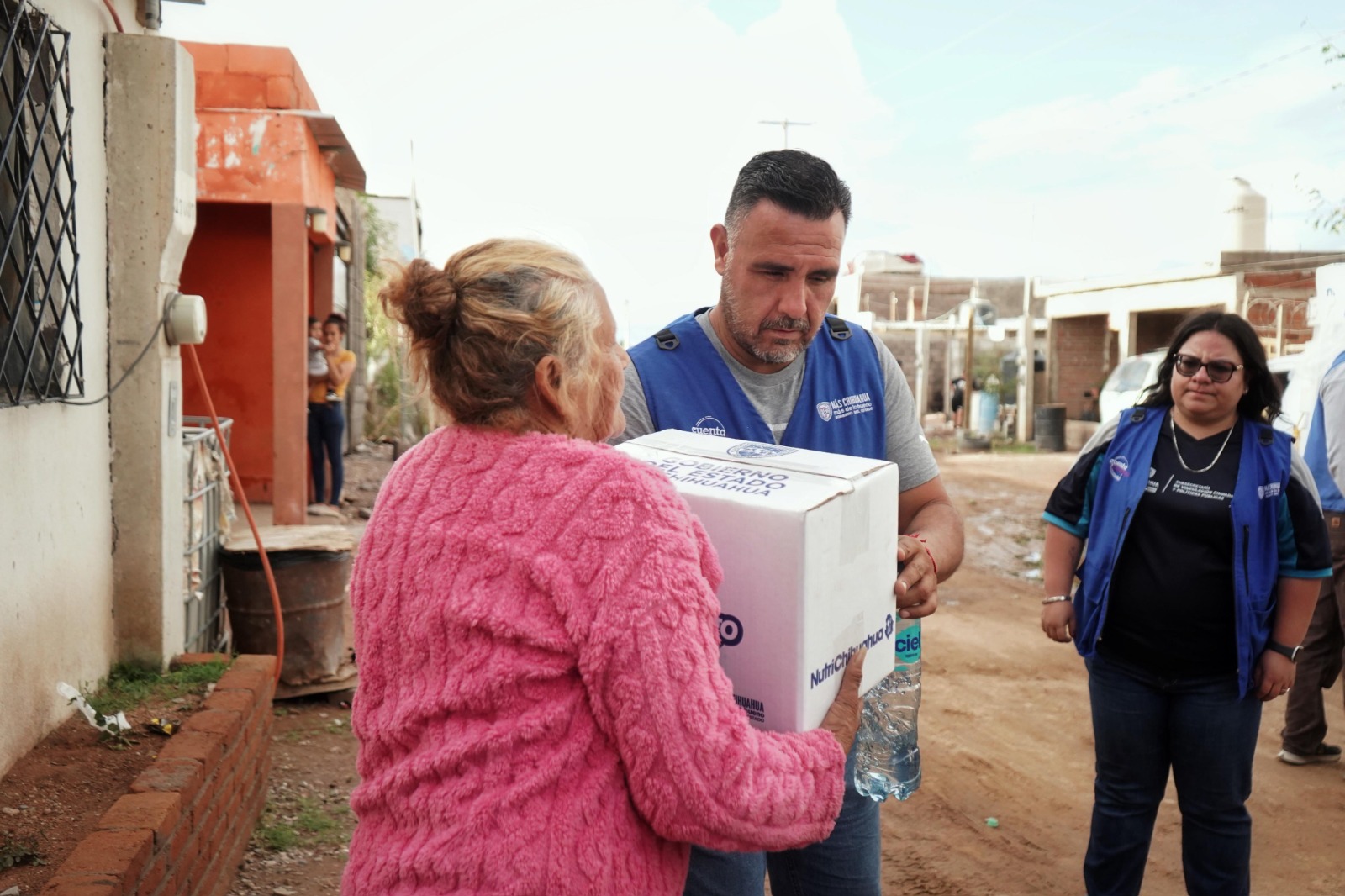 Gobierno del Estado atiende a familias afectadas por las lluvias