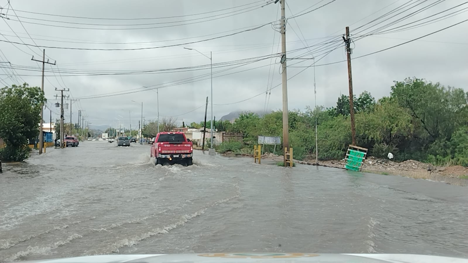 Protección Civil da a conocer reporte de incidencias en la entidad por temporal lluvioso
