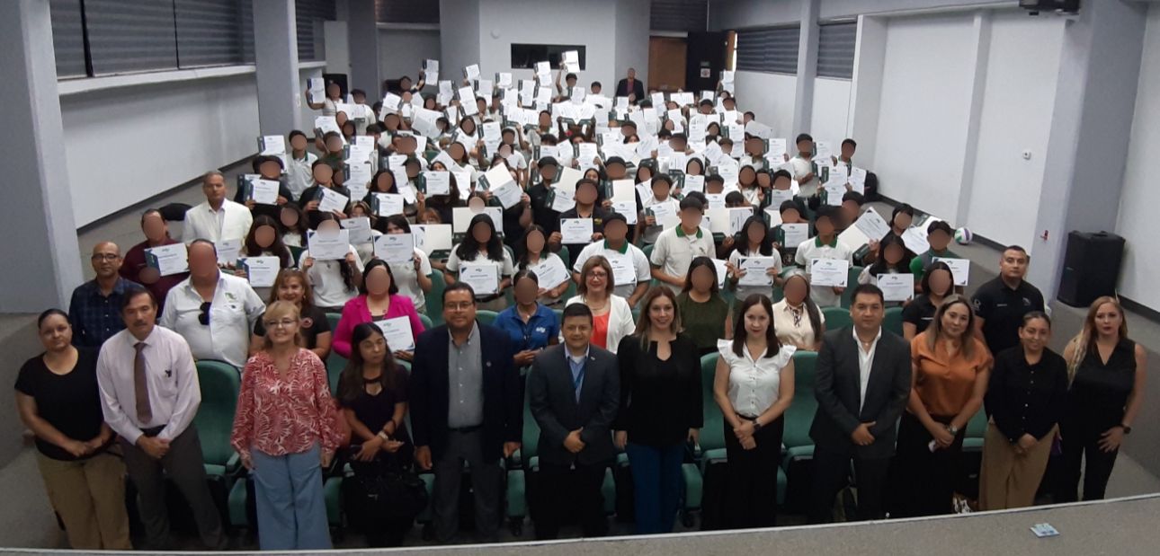 Concluyen 30 estudiantes de Media Superior el programa Sembrando Ingenier@s