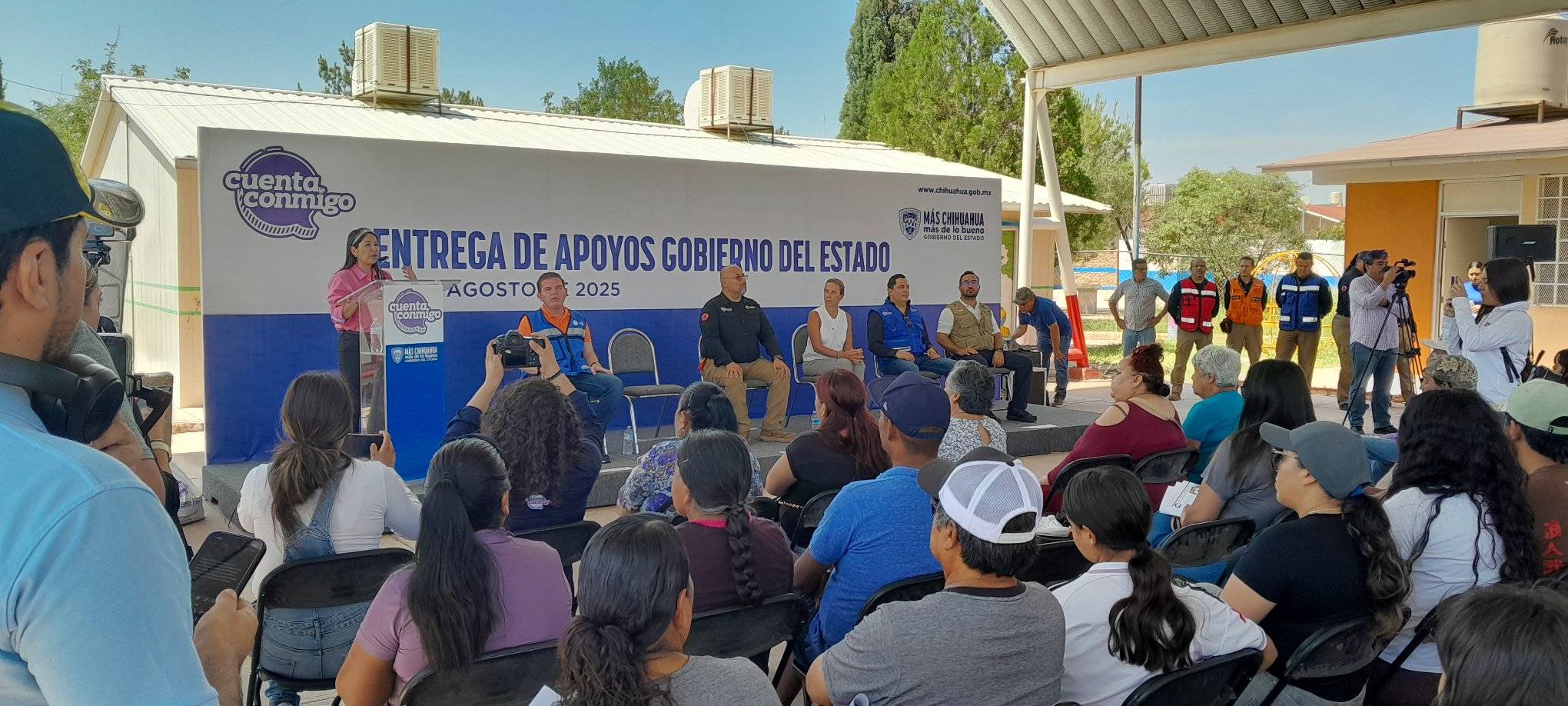 Entrega Gobierno del Estado apoyos a familias afectadas por lluvias en la zona norte de la ciudad de Chihuahua
