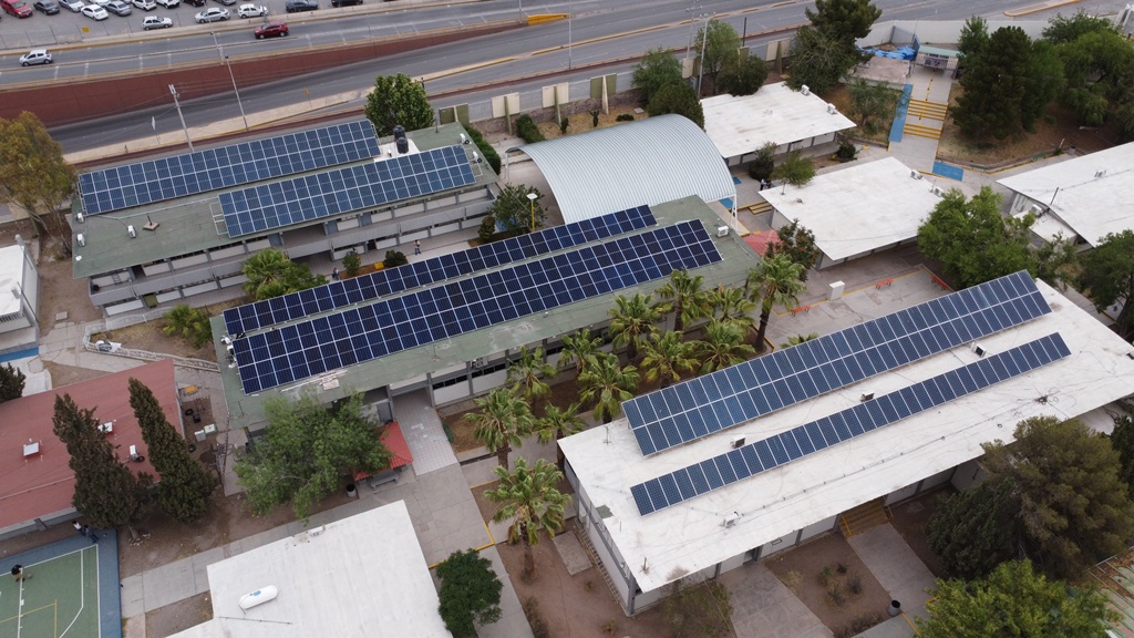 Convierte Conalep tres centros educativos en autosustentables mediante energía solar