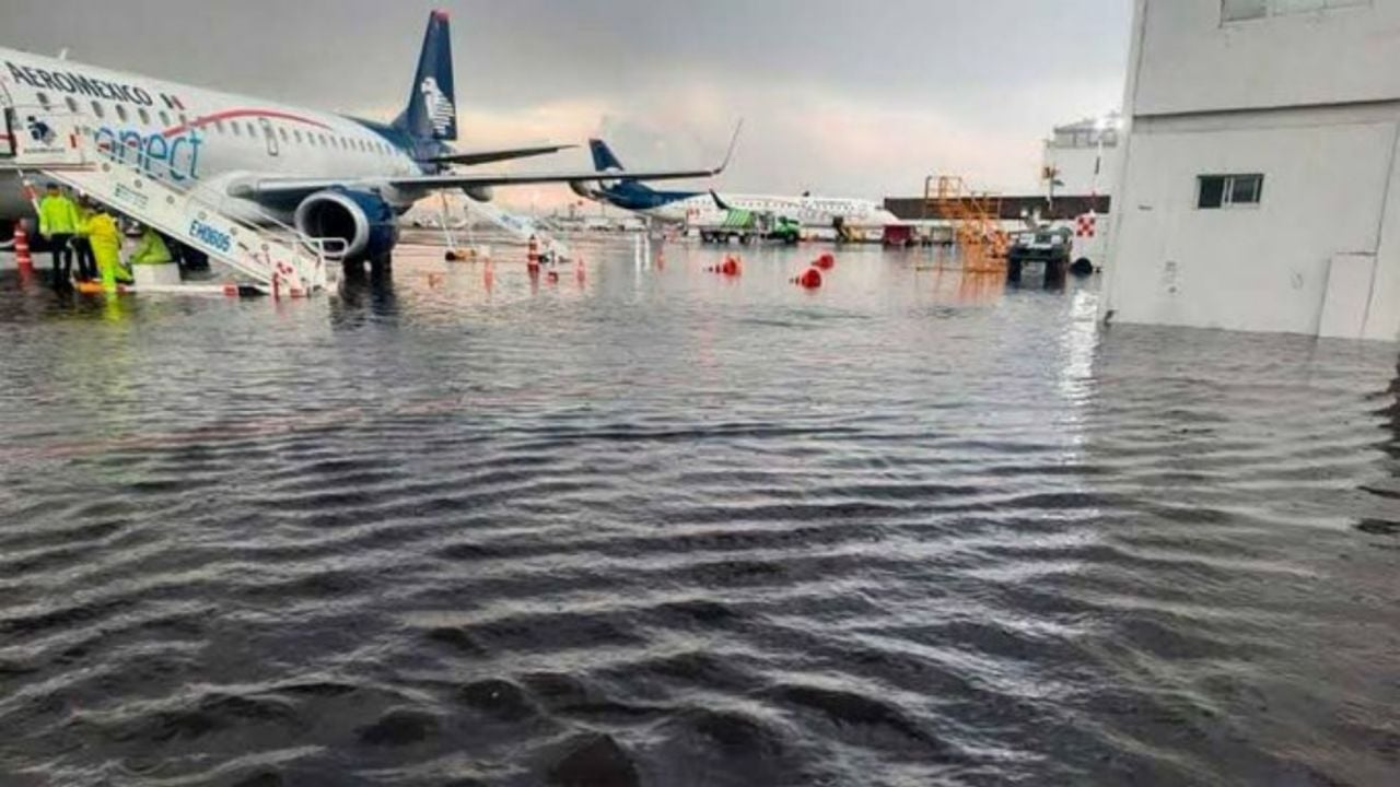 Lluvias afectan a más de 34 mil pasajeros en el AICM por retrasos y cancelaciones