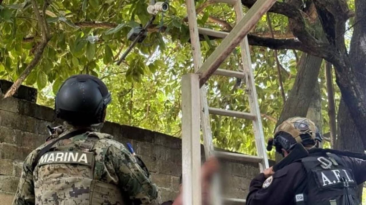 Desmantelan red de cámaras de vigilancia usadas por la delincuencia en Pinotepa Nacional
