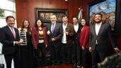 Foto ilustrativa de la nota titulada: Fernández Noroña, Yunes Márquez y senadores oficialistas presumen su afiliación a Morena