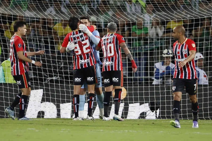 Atlético Nacional deja escapar el triunfo con dos penaltis fallados por Edwin Cardona en la Libertadores – EFE