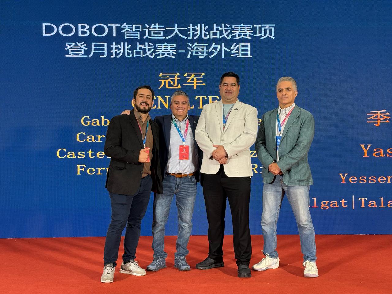 Chihuahua se corona Campeón Mundial en Robótica en Beijing, China