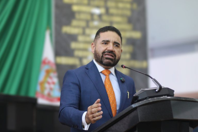 ec817642-c2a3-41e9-a09e-ffc532bf6dfe