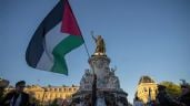 Foto ilustrativa de la nota titulada: Alcaldes franceses izan banderas palestinas pese a órdenes del gobierno antes de asamblea de ONU