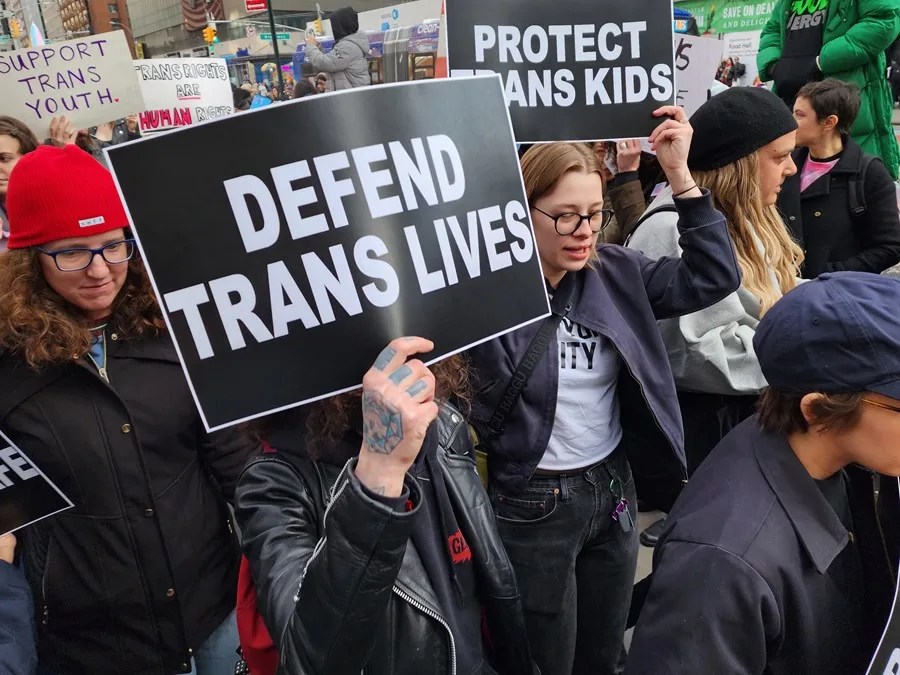 Trump trans