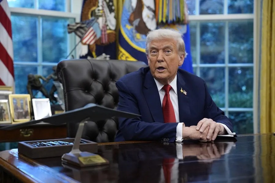 Trump izquierda
