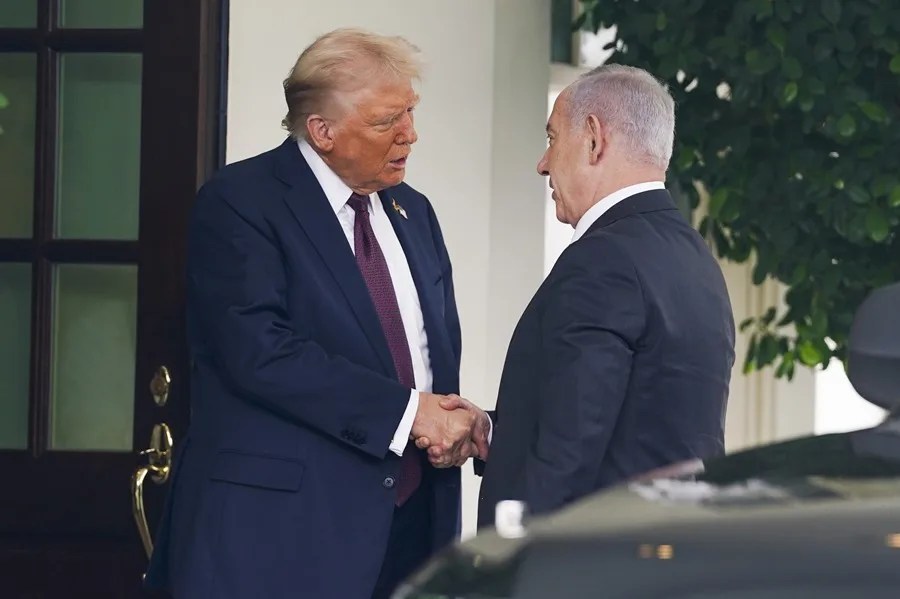 Trump afirma tener "mucha confianza" en un acuerdo sobre Gaza al recibir a Netanyahu