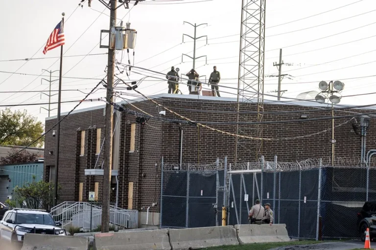 ee-uu_-centro-migratorio-3