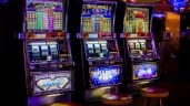 Foto ilustrativa de la nota titulada: Golpe a casinos: no habrá permisos para operar apuestas con juegos de azar ni máquinas tragamonedas