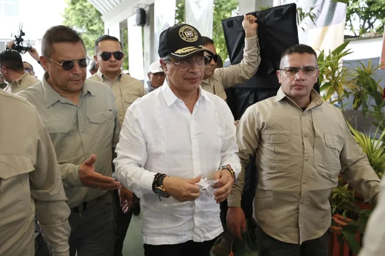 obj_20251015t214127s0012i_1_1_1_9_7_6