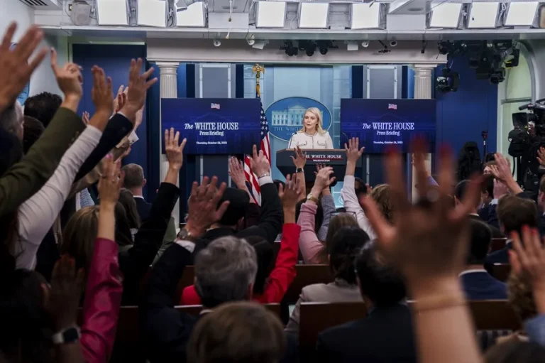 wol001-usa-white-house