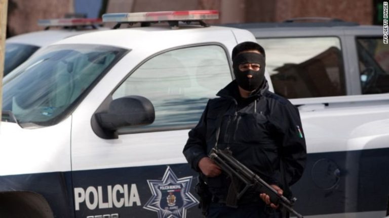 cnne-9047ddbe-120201054244-juarez-police-story-top