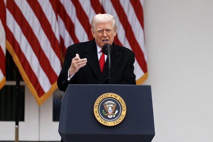 donald_trump_eeuu-12 Trump califica como un "acto de terror" el tiroteo contra dos miembros de la Guardia Nacional y endurece las medidas migratorias