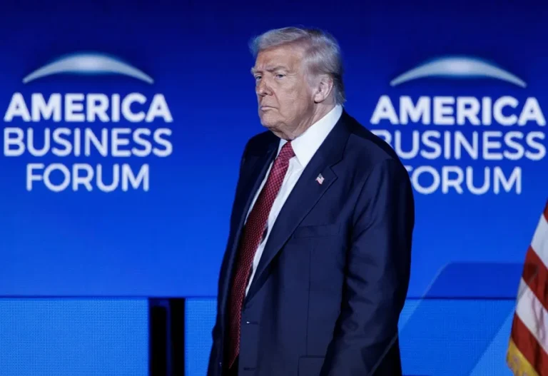 epa8912-usa-miami-business-forum