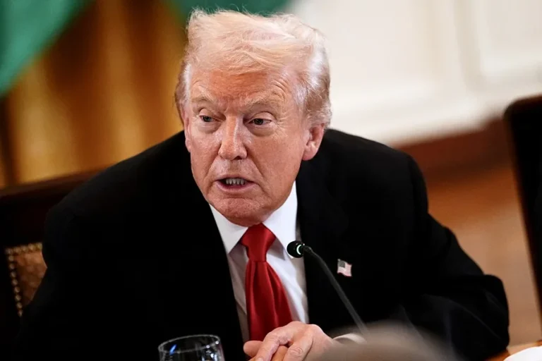 epa9687-usa-white-house-government