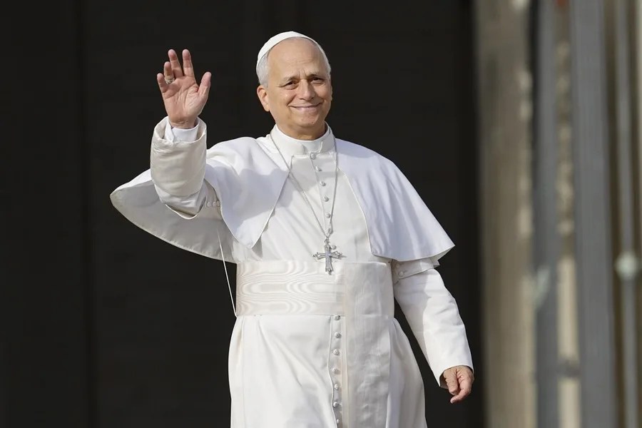 obj_20251116t095025s0011i_1_1_1_47_7_6 Papa León migración EE.UU.