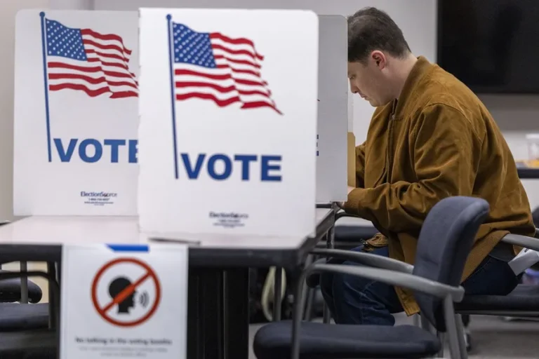 stx09-usa-elections-virginia