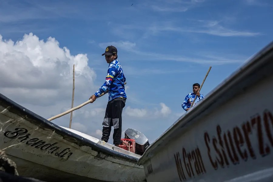 pescadores lanchas Caribe