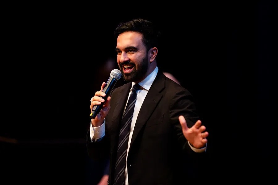 zohran_mamdani_nueva_york Zohran Mamdani asegura que electores pasarán la página y lo elegirán como alcalde de Nueva York