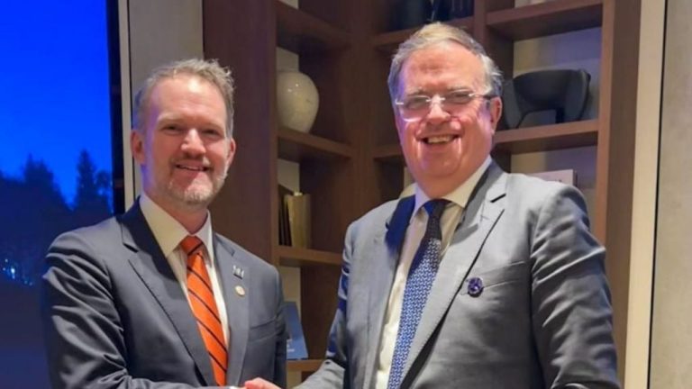 f1280x720-243160_374835_4817