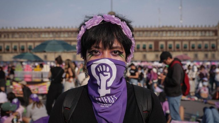 f1280x720-243405_375080_4767