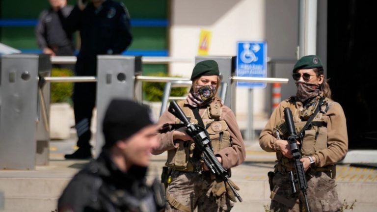 f1280x720-245318_376993_6173